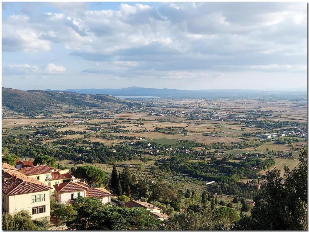 Fattoria Le Giare Agriturismo Villa Cortona Exteriör bild