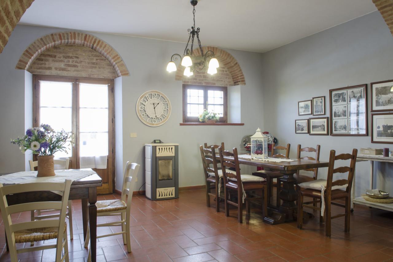 Fattoria Le Giare Agriturismo Cortona Exteriör bild